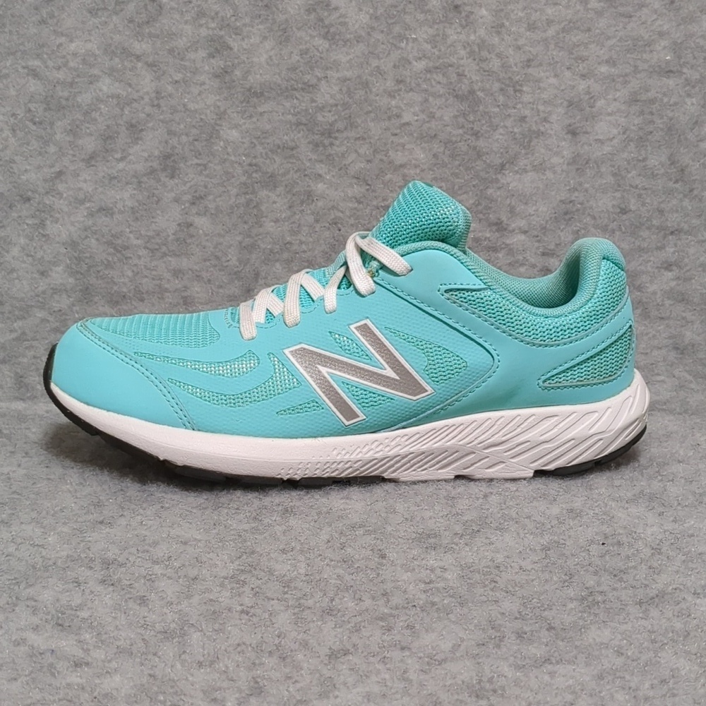 New Balance 519 Turquoise Men's Running Shoes Size 6